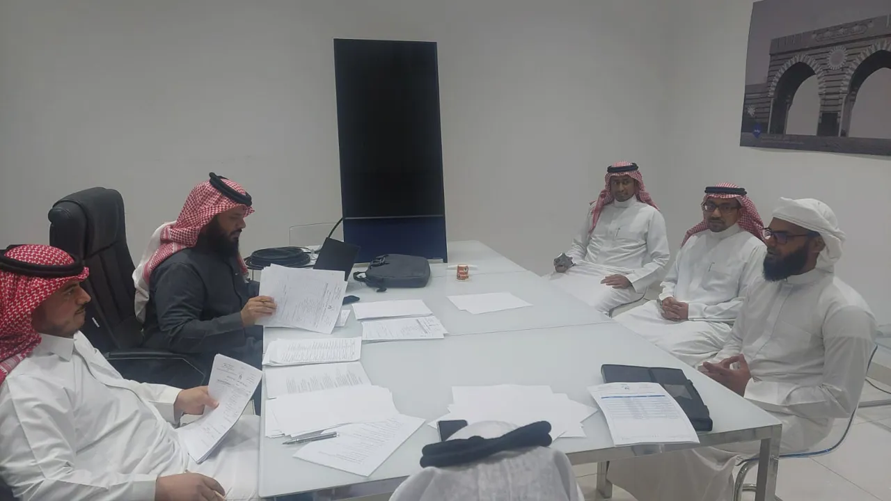باشرت لجان القبول والمقابلات الشفوية في معهد تعليم اللغة العربية بالجامعة الإسلامية أعمالها لتقييم المتقدمين لبرنامجي الدكتوراه والماجستير في تعليم اللغة العربية لغير الناطقين بها - 2